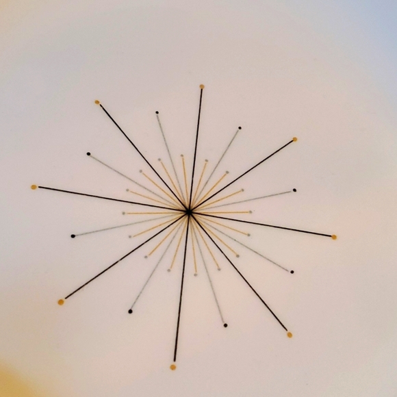 Vintage Homer Laughlin Modern star plate - Picture 6 of 7